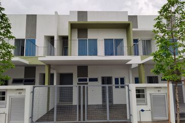 Double Storey Link House, Lake Villa Casawood Cybersouth, Dengkil for Rent!