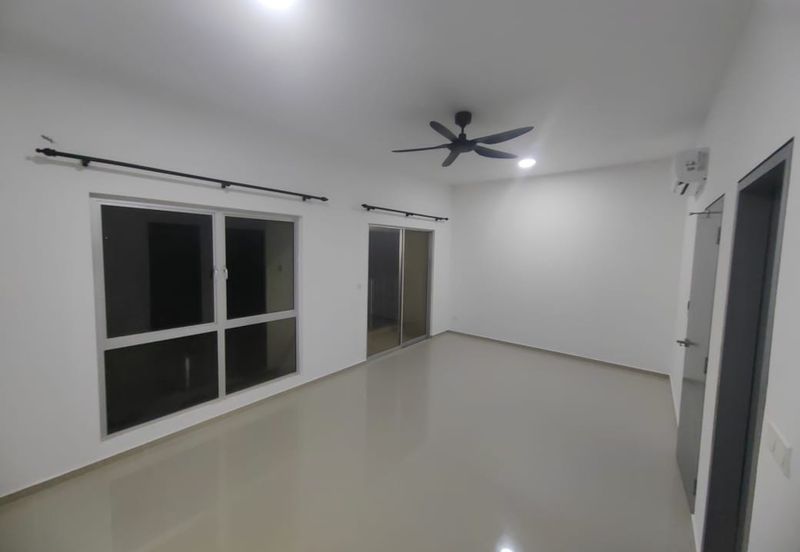 Double Storey Link House, Lake Villa Casawood Cybersouth, Dengkil for Rent!