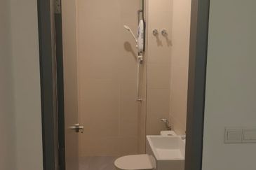 Double Storey Link House, Lake Villa Casawood Cybersouth, Dengkil for Rent!