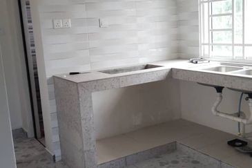 New Bungalow Single Storey, Desa Putra Sg. Merab for  Rent!