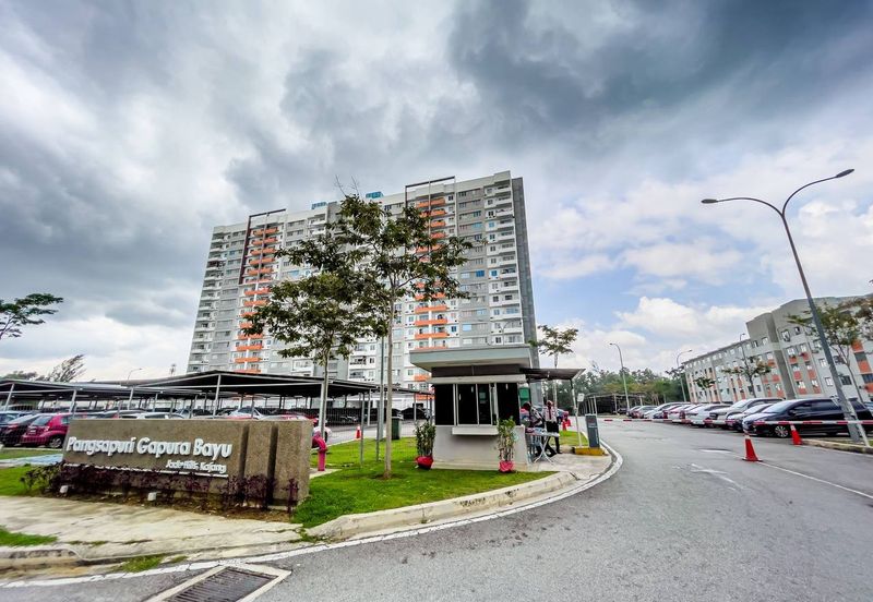 Gapura Bayu Apartment, Kajang for Sale! Fully Furnished! Freehold! Selling Below MV!