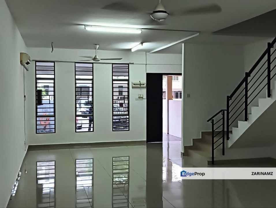 Double Storey Bangi Avenue 1, Facing Open! for RENT!, Selangor, Bangi
