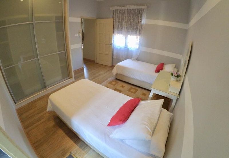 BEST DEAL! Bungalow Double Storey for Sale at Sg Buloh! Freehold!