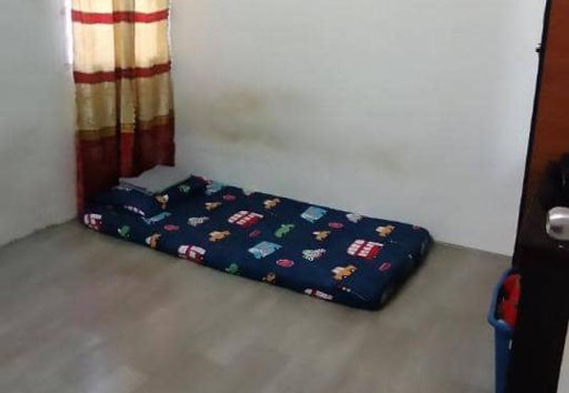 Rumah Teres Setingkat di Taman Medan Bali Emas Tronoh Perak Untuk DiJual!