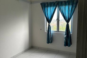 Gapura Bayu Apartment, Jade Hills Kajang for Rent!