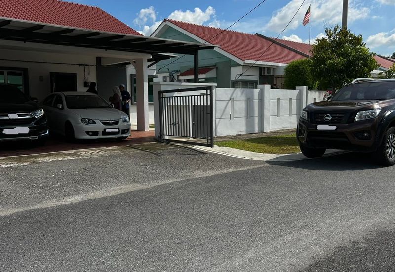 BEST DEAL! Semi-D Taman Desa Salak Pekerti, Salak Tinggi, Sepang for SALE!