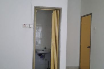 Hot Selling! Best Location! Condo Prima at Bandar Baru Ampang for SALE!