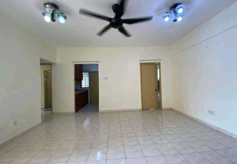 Freehold! Mawar Apartment Taman Sutera Kajang for Sale!