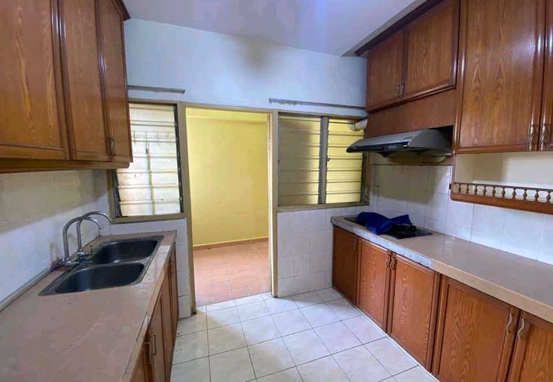 Freehold! Mawar Apartment Taman Sutera Kajang for Sale!