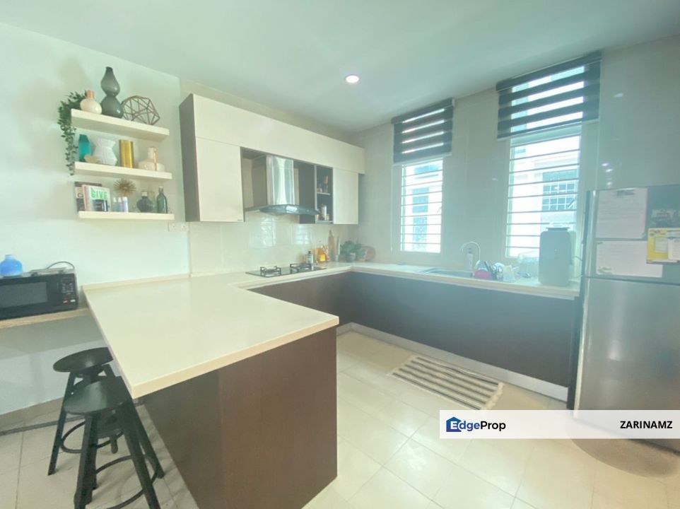 RENO! Three Storey Terrace House at Bangi Avenue for SALE! , Selangor, Bangi