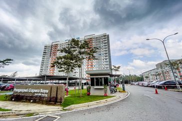 Gapura Bayu Apartment, Kajang for Sale! Freehold!