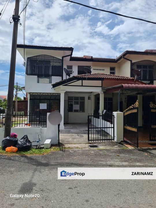 Corner lot! Double Storey Terrace House Taman Seroja, Bandar Baru Salak Tinggi, Sepang for Rent!, Selangor, Sepang