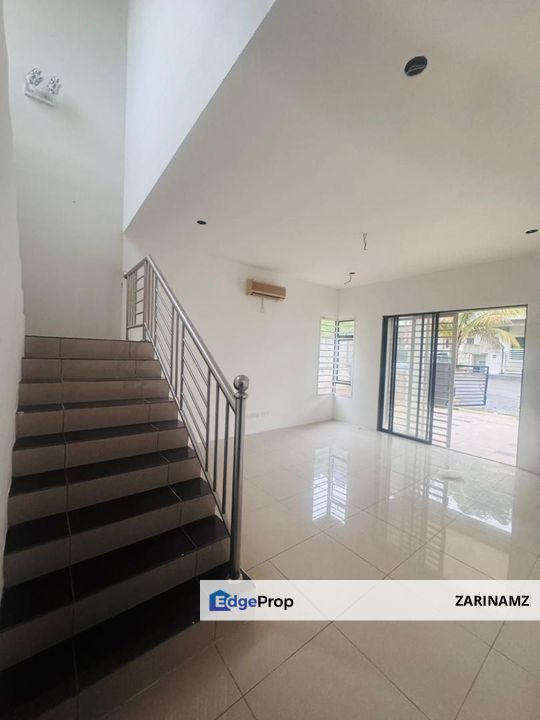 Semi Detached Double Storey House at Nusa Intan Senawang Freehold! for Sale!, Negeri Sembilan, Seremban