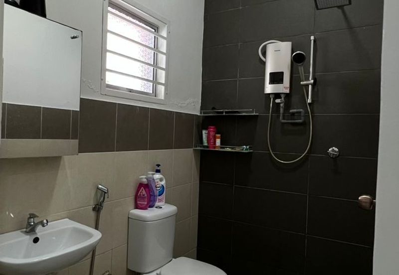 Semi Detached Single Storey Salak Tinggi, Sepang for SALE!