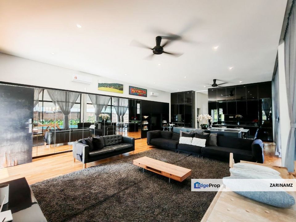 Beautiful Renovated Bungalow Single Storey at Kuang, Sungai Buloh for Sale!, Selangor, Kuang