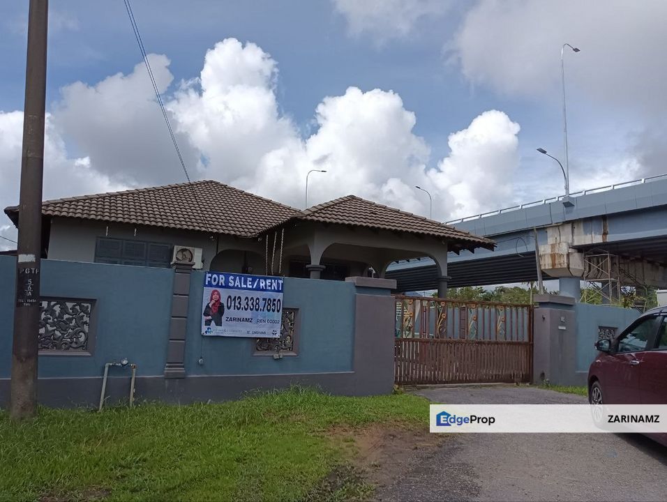 Bungalow at Jalan Seri Teruntum Tanah Putih Kuantan Pahang for SALE!, Pahang, Kuantan