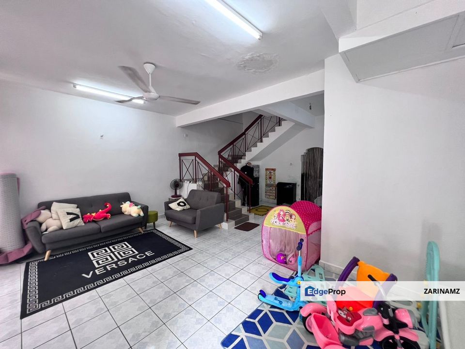 HOT DEAL! Double Storey Terrace House Seksyen 4 Bandar Baru Bangi Facing Open for Sale!, Selangor, Bangi