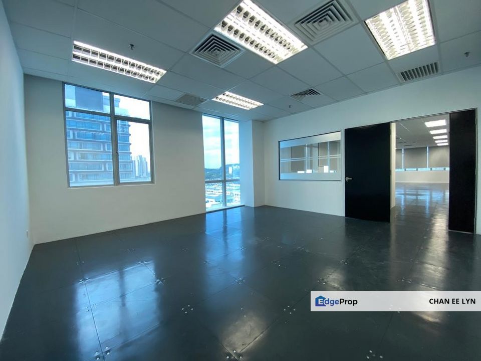 PFCC Puchong - Bright Small Minimalist Partitioned Office with Great Rates, Selangor, Bandar Puteri Puchong