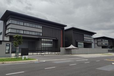 Elmina Business Park