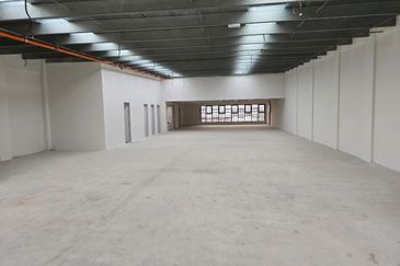 2 Storey End Lot Terraced Factory Esteem Business Park @ Meru, Klang