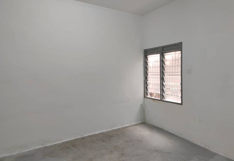 Jalan Sungai Batu 49