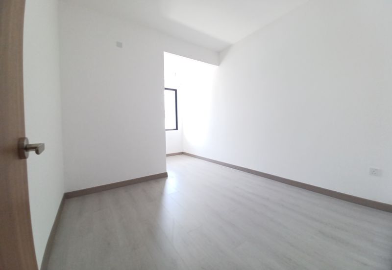 Nadira 3 @ Bukit Raja