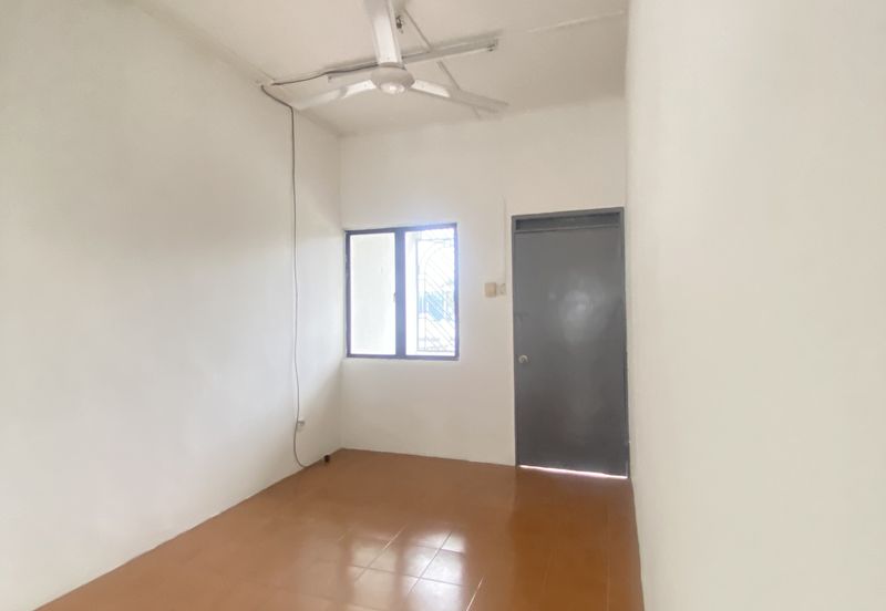 Jalan Sungai Batu 49