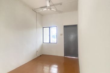 Jalan Sungai Batu 49