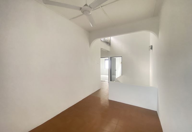 Jalan Sungai Batu 49