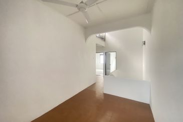 Jalan Sungai Batu 49