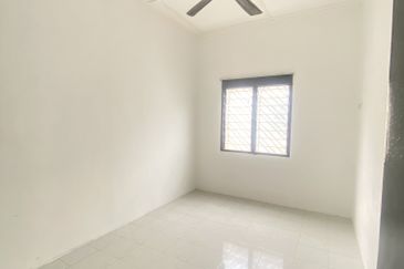 Jalan Sungai Batu 49