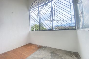 Jalan Sungai Batu 49