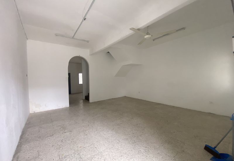 Jalan Sungai Batu 49