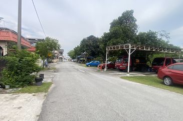 Jalan Sungai Batu 49