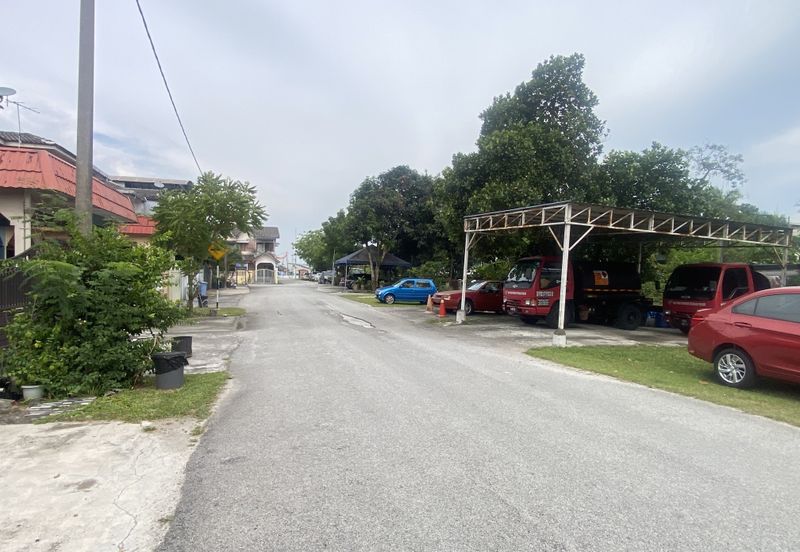 Jalan Sungai Batu 49