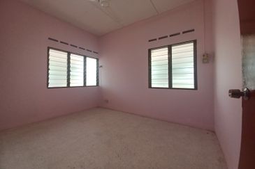 Jalan Sungai Batu 49