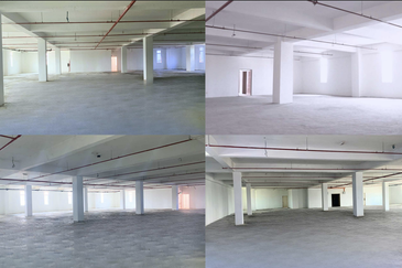 Taipan Business Centre, USJ 10