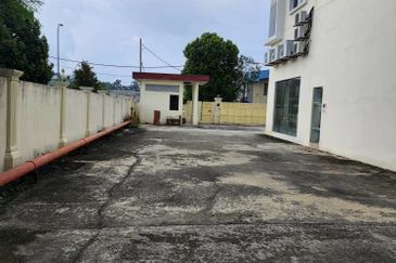 JALAN S'BAN-SENAWANG