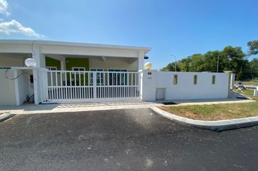 [RM466K] Rumah Berkembar Setingkat [44'x80'] 