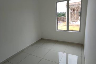 SEMI D di AMPANGAN | PAROI | SENAWANG | SEREMBAN