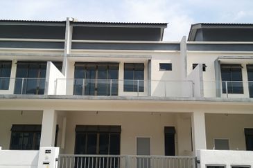 [RM450K!!] FREEHOLD SENAWANG, SEREMBAN 2, NILAI
