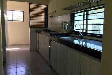 Laman Delfina @ Nilai Impian