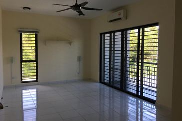 Laman Delfina @ Nilai Impian