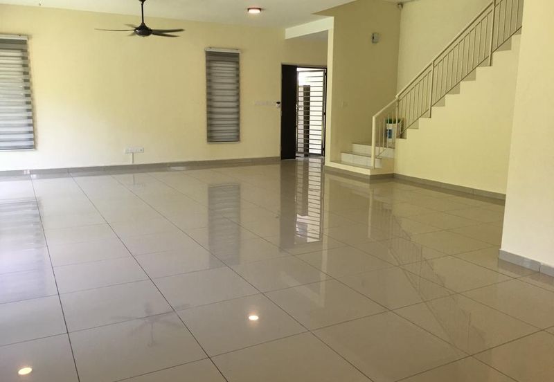 Laman Delfina @ Nilai Impian