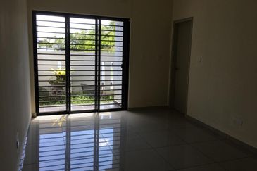 Laman Delfina @ Nilai Impian