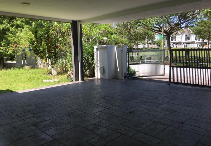 Laman Delfina @ Nilai Impian