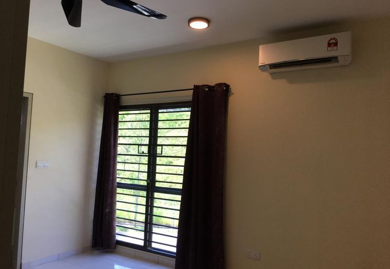 Laman Delfina @ Nilai Impian