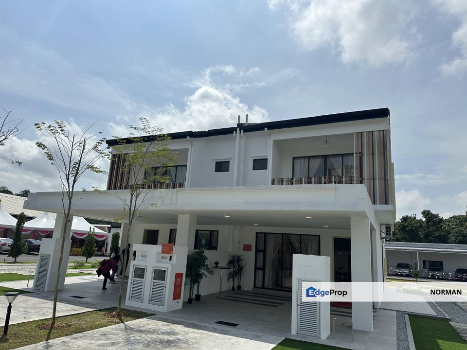 [SEREMBAN 2] New Launch Double Storey House with Balcony & Fully Extend Car Porch in Seremban 2 [PRIME LOCATION], Negeri Sembilan, Seremban