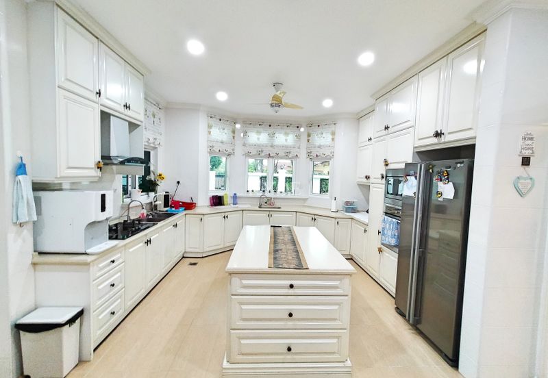 Seksyen 10, Shah Alam