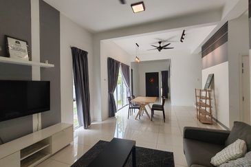 Arahsia Residences, Tropicana Aman